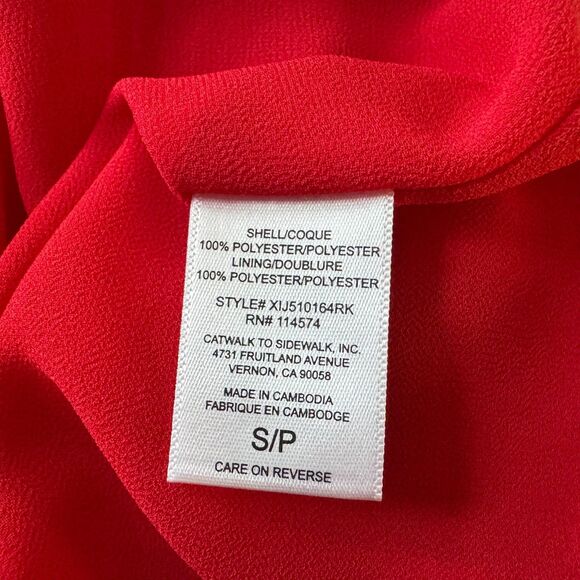 Pleione Ladies Top Sz S Accordion Swing Red White Flowers Sleeveless Lined - Picture 7 of 7